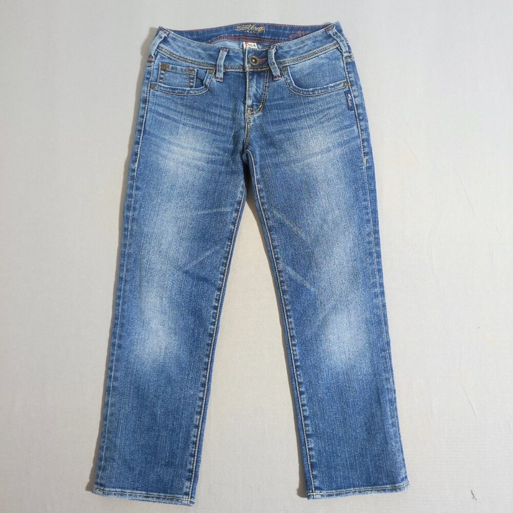 Silver jeans women's size 24 medium washed denim blue Aiko Capri Vintage Y2K